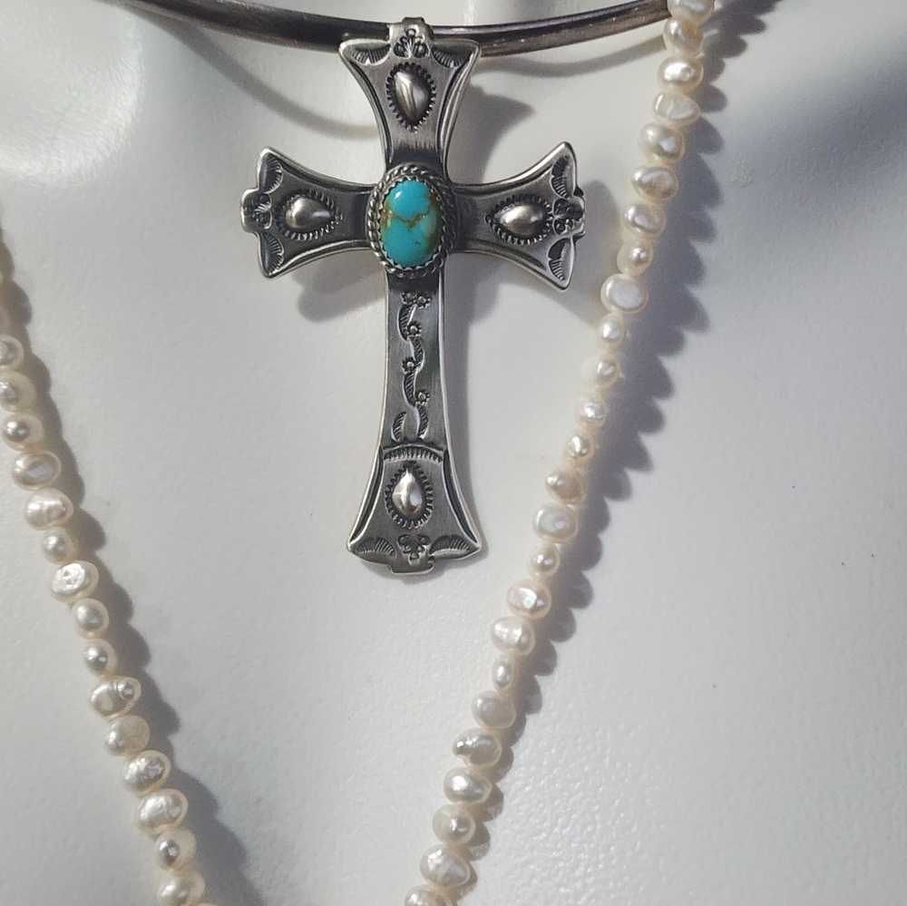 STERLING ilver Cross Pendant with Turquoise Stone - Picture 10 of 11